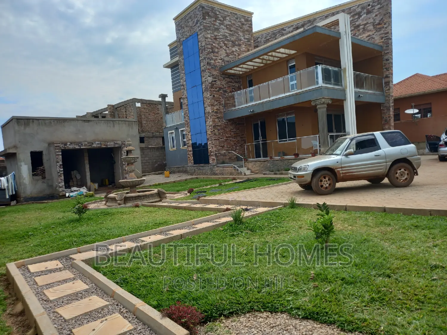 Furnished 6bdrm Mansion in Nakwero, Kira for sale