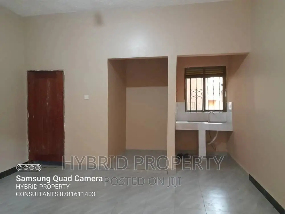 7bdrm Apartment in Kasubi~Kawaala Along, Rubaga for sale