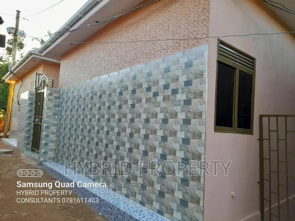 7bdrm Apartment in Kasubi~Kawaala Along, Rubaga for sale