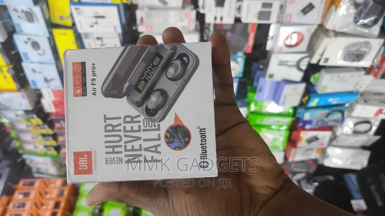 JBL F9 Airpods