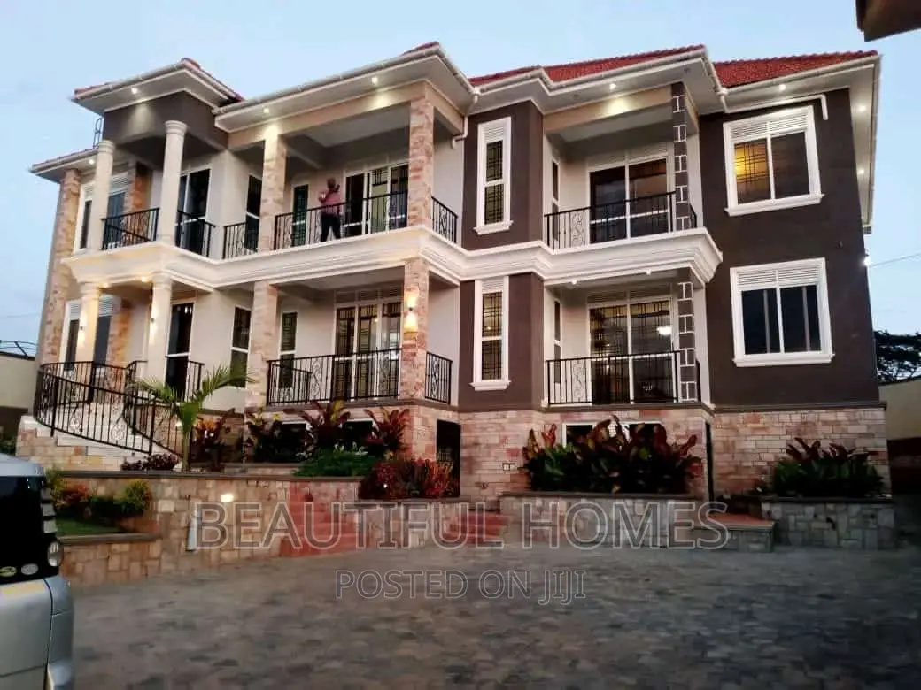 Furnished 7bdrm Mansion in Kigo Munyonyo Lake, Central Division