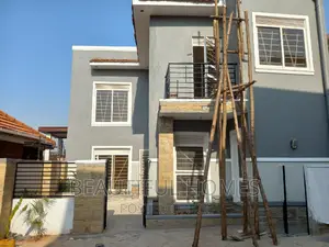 Furnished 4bdrm Maisonette in Kira Corporate, Central Division