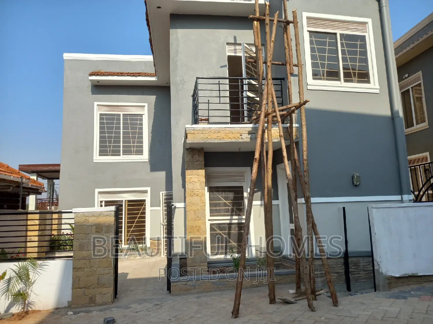 Furnished 4bdrm Duplex in Kira, Nakawa for sale