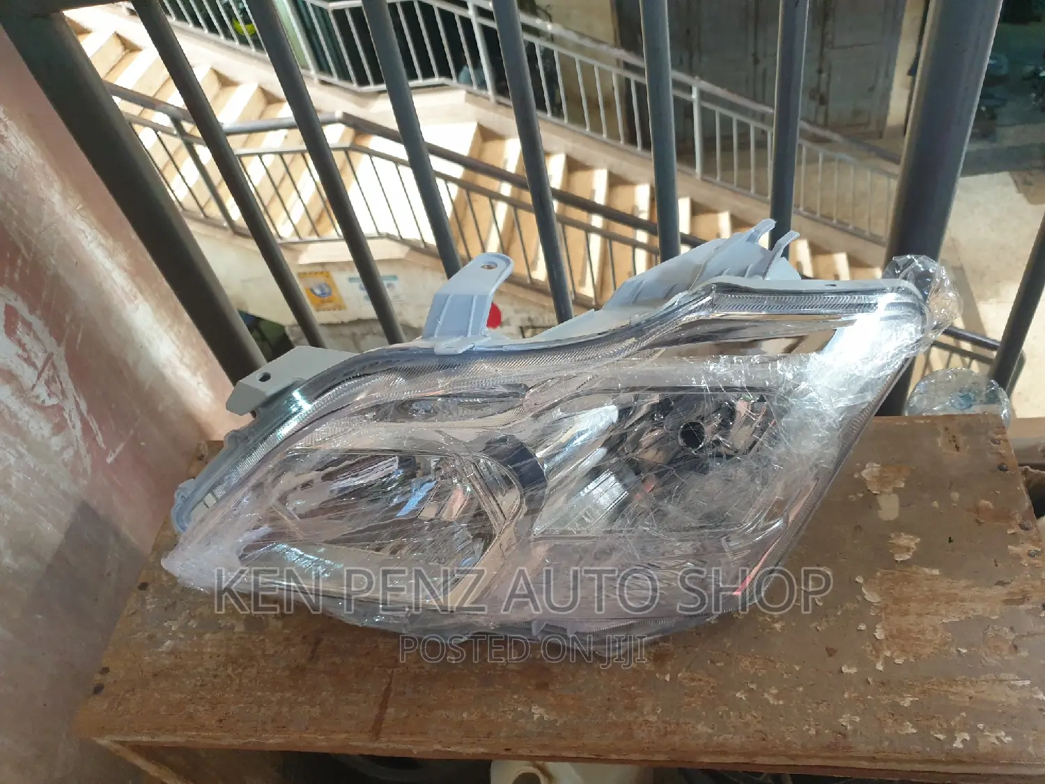Headlamps Premio 2008- 2009
