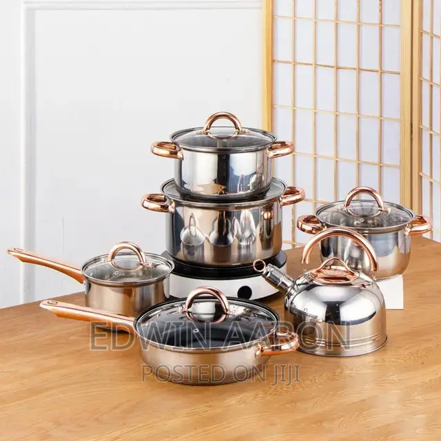 6pcs Cookware Set With a Whistling Kettle