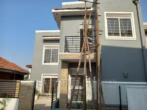 Furnished 4bdrm Duplex in Kira Mamerito for sale