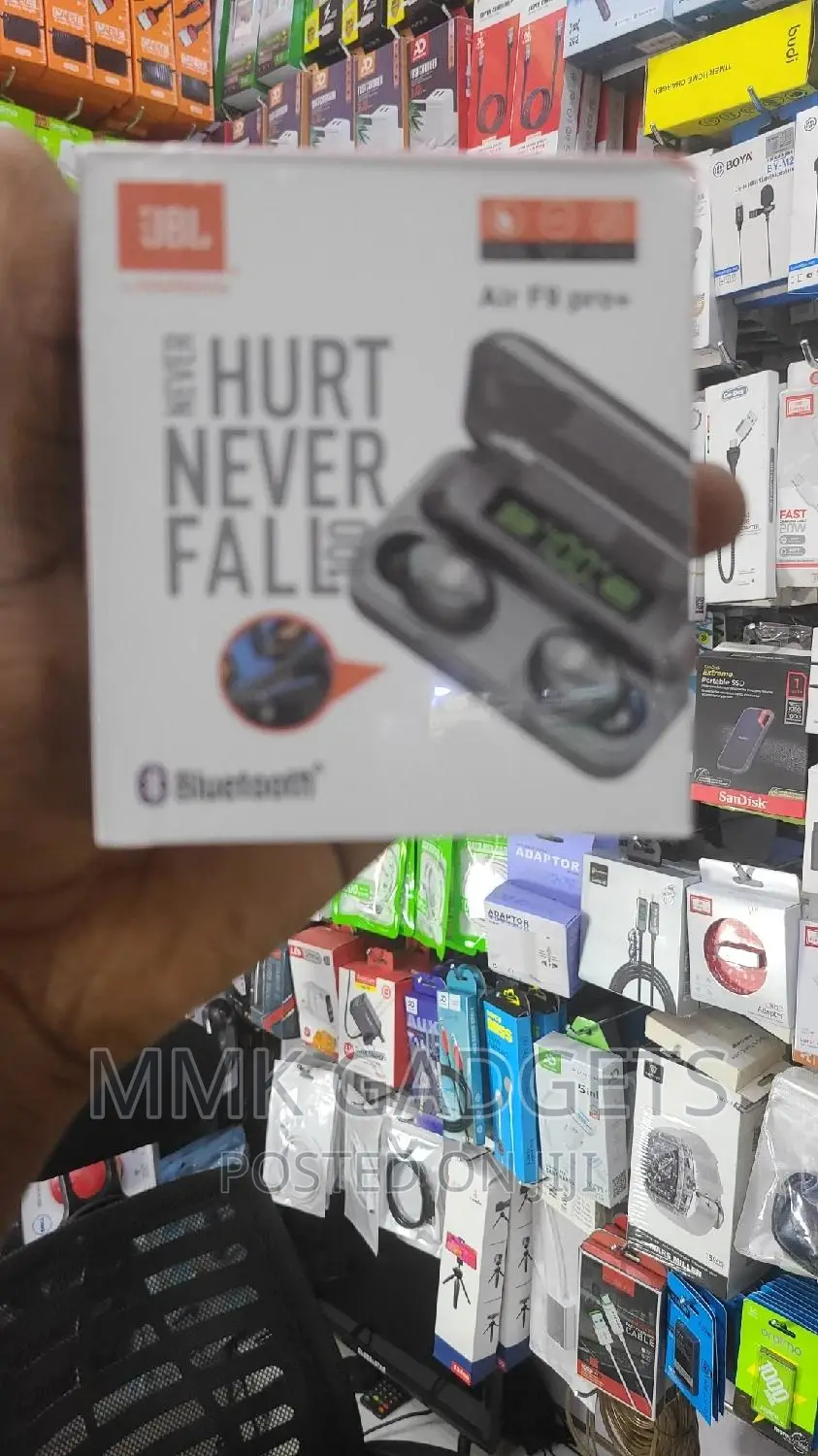 JBL F9 Airpods