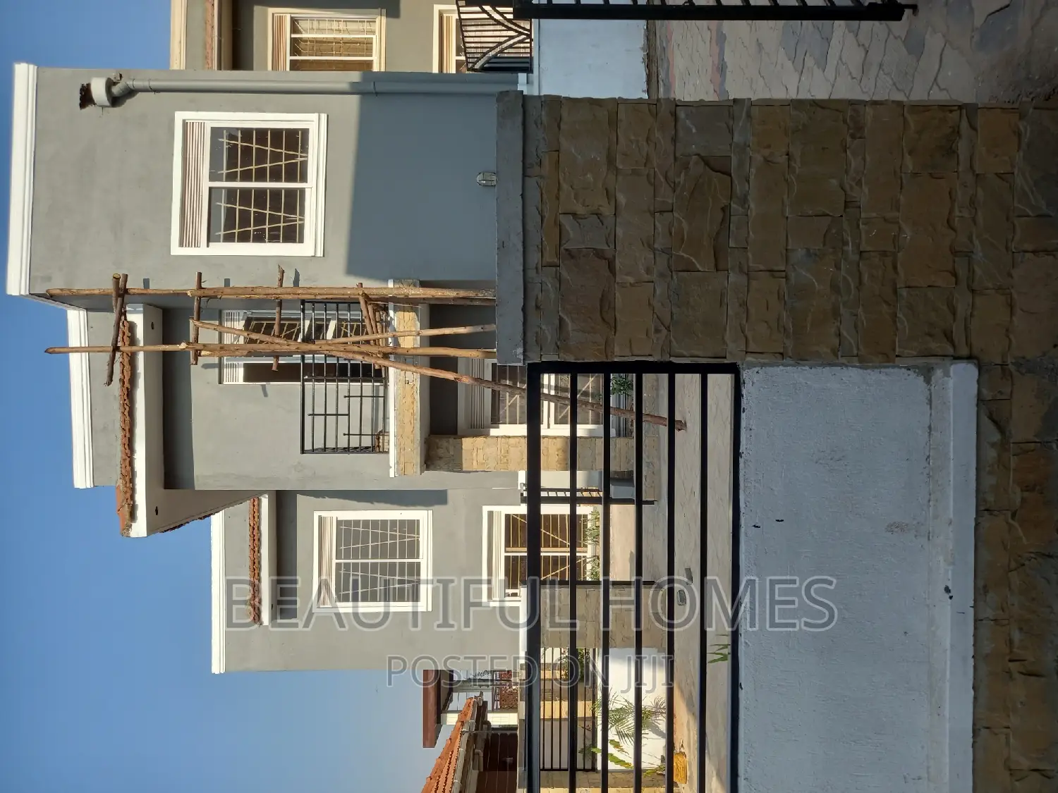 Furnished 4bdrm Maisonette in Kira 1 for sale