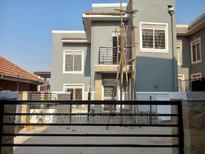 Furnished 4bdrm Villa in Kira Tarmacked Gated for sale