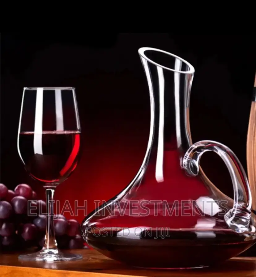 Glass Ware Decanter With 6 Glasses