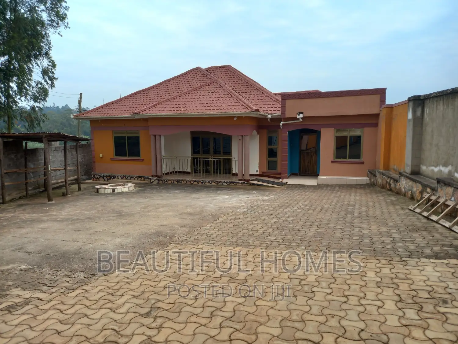 Furnished 4bdrm Bungalow in Nakwero, Kira for sale