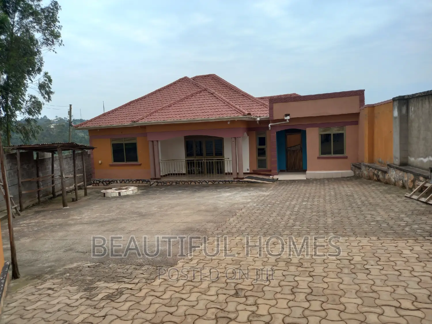 Furnished 4bdrm Bungalow in Nakwero, Kira for sale