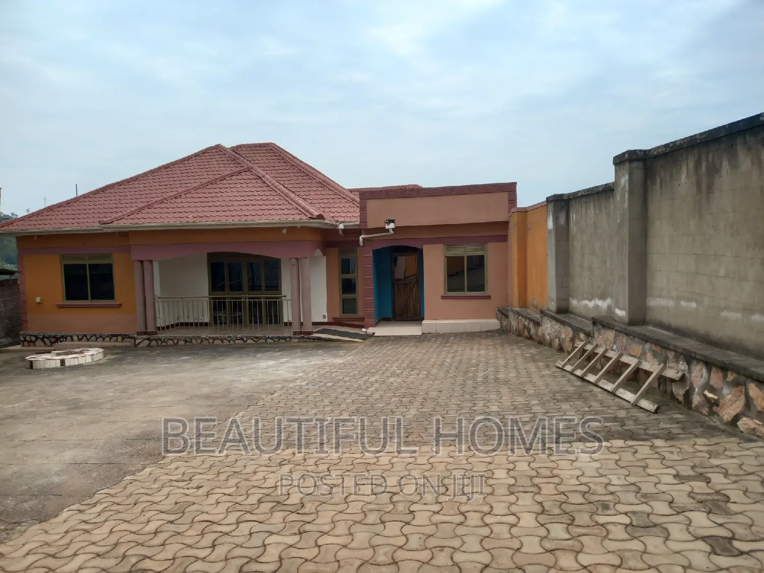 Furnished 4bdrm House in Nakwero, Kira for sale