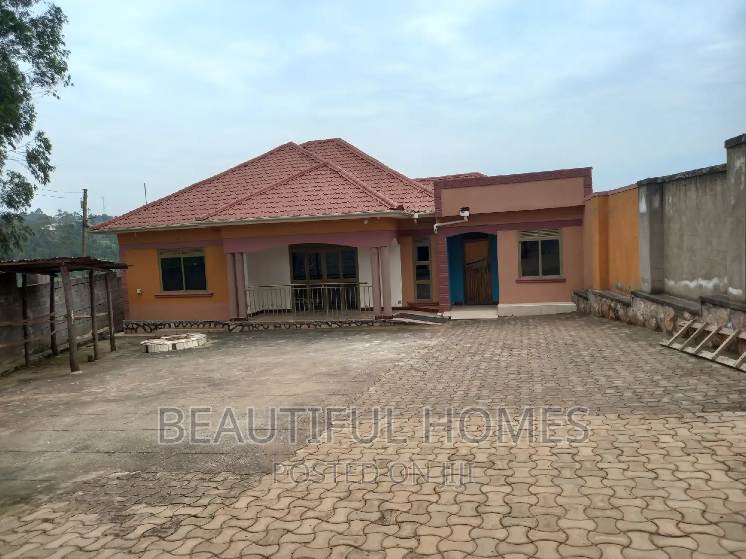 Furnished 4bdrm Bungalow in Canaan Estates, Kira for sale
