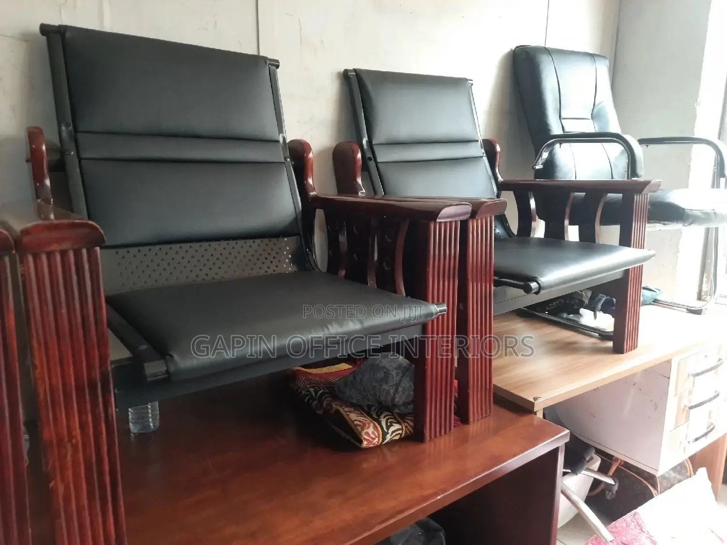 Executive Visitors Waiting Seater, Set