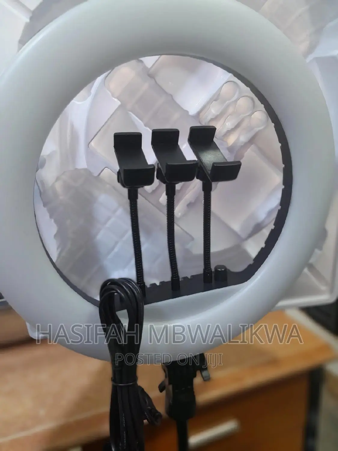 14" Inch Ringlight for 3 Phones + 2 Metres Stand
