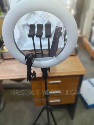 14" Inch Ringlight for 3 Phones + 2 Metres Stand