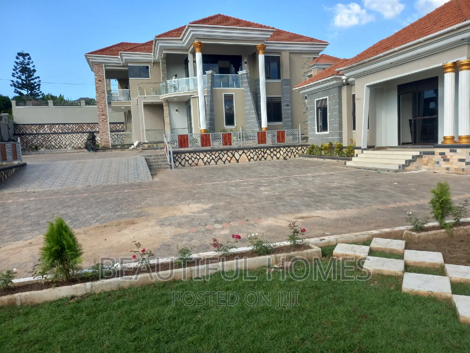 Furnished 6bdrm Mansion in Kira, Nakawa for sale