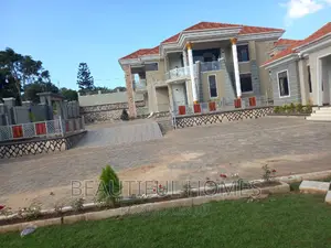Furnished 6bdrm Mansion in Kira, Nakawa for sale