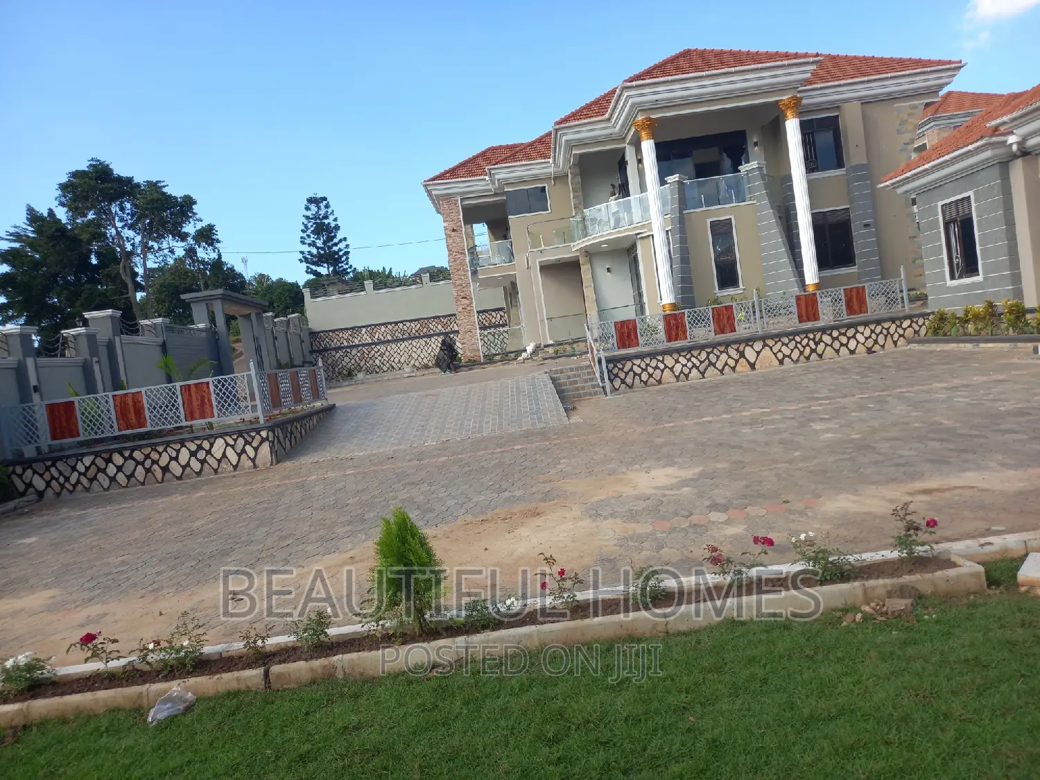 Furnished 6bdrm Mansion in Kira, Nakawa for sale