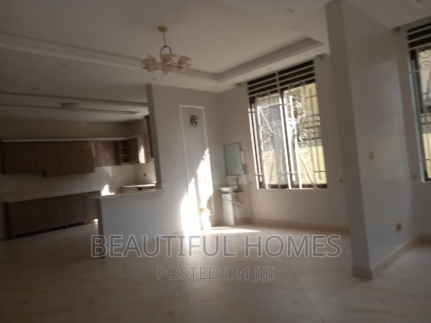 Furnished 6bdrm Mansion in Kira, Nakawa for sale