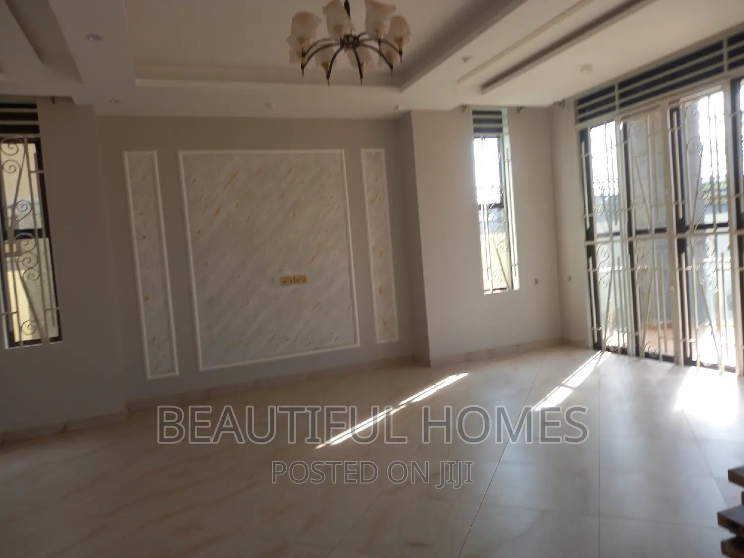 Furnished 6bdrm Mansion in Kira Ministers for sale