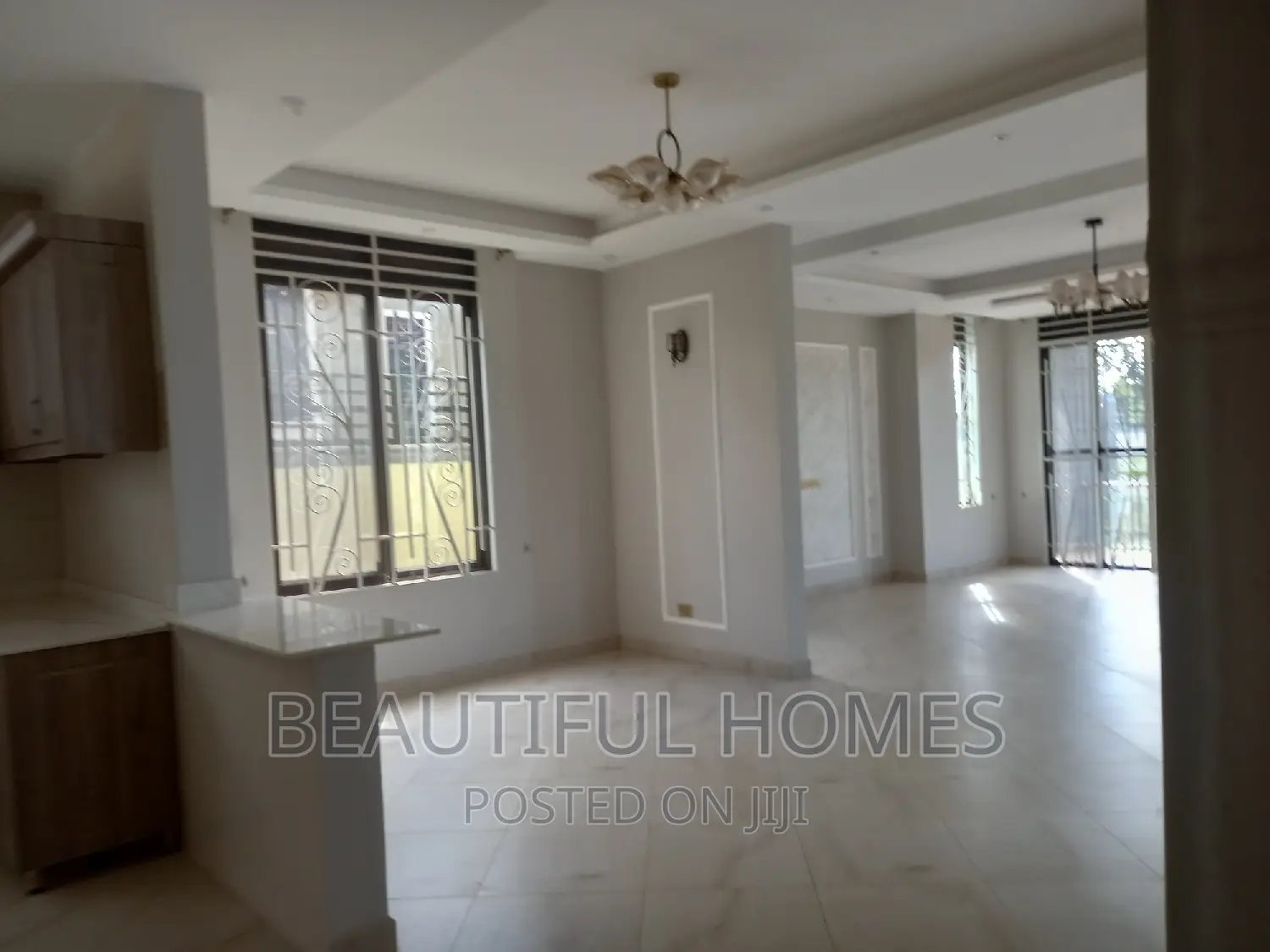 Furnished 6bdrm Mansion in Kira Ministers for sale
