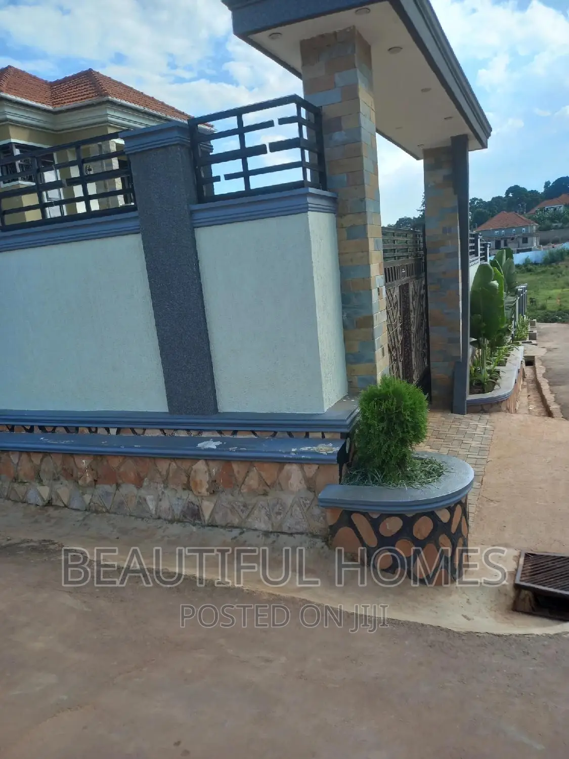 Furnished 6bdrm Duplex in Kira, Nakawa for sale