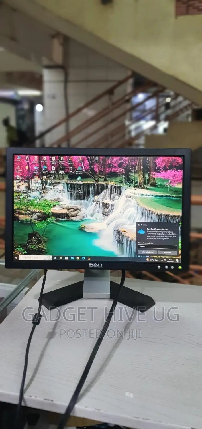 17" Wide Monitor