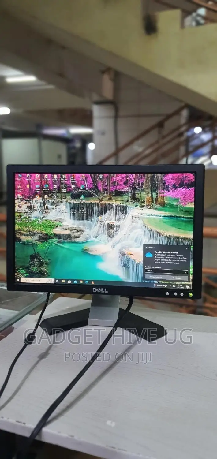 17" Wide Monitor