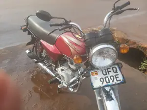 Bajaj Boxer 2022 Red