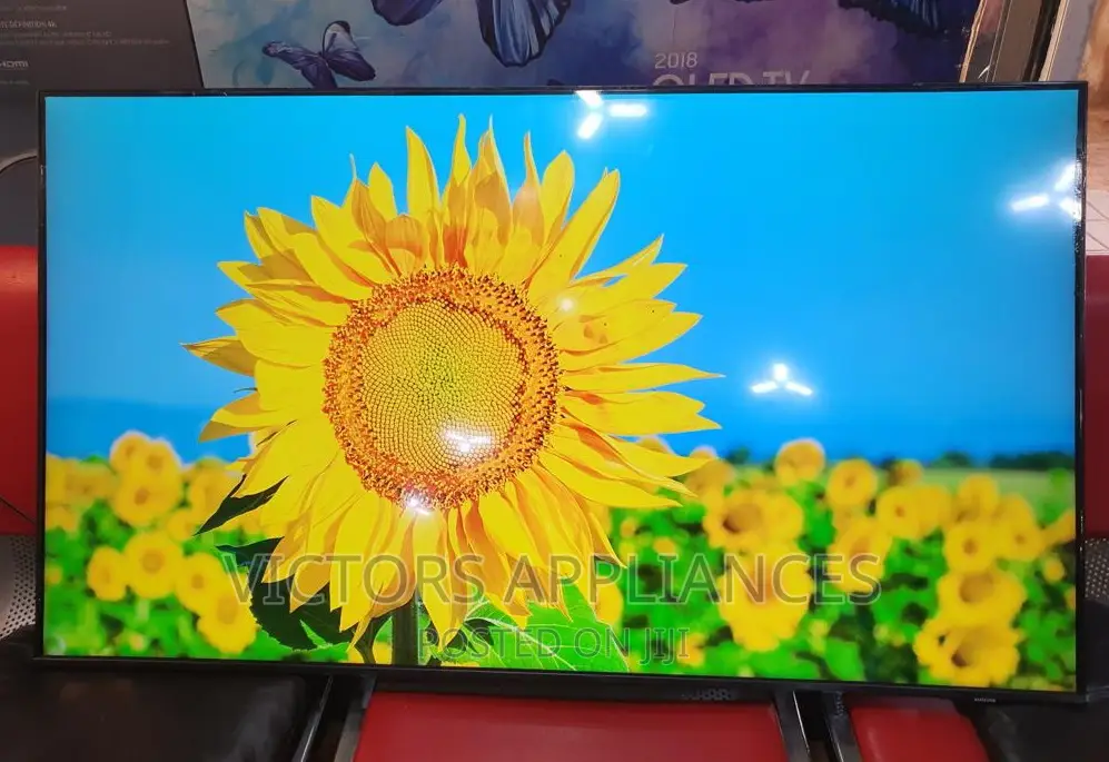 55inch Samsung Crystal Uhd Smart TV Powered by Tizen