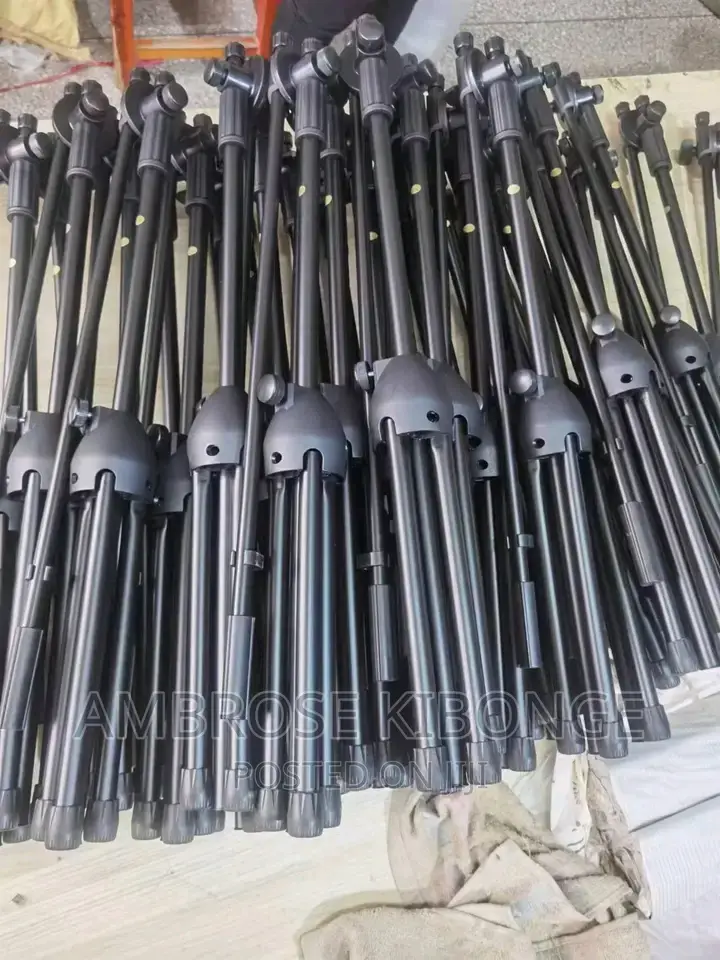 Durable Mic Support + 2 Clip Holders Stage Microphone Stands