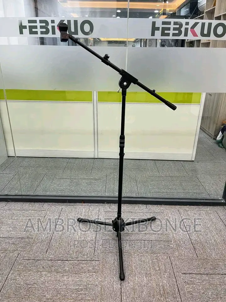 Durable Mic Support + 2 Clip Holders Stage Microphone Stands