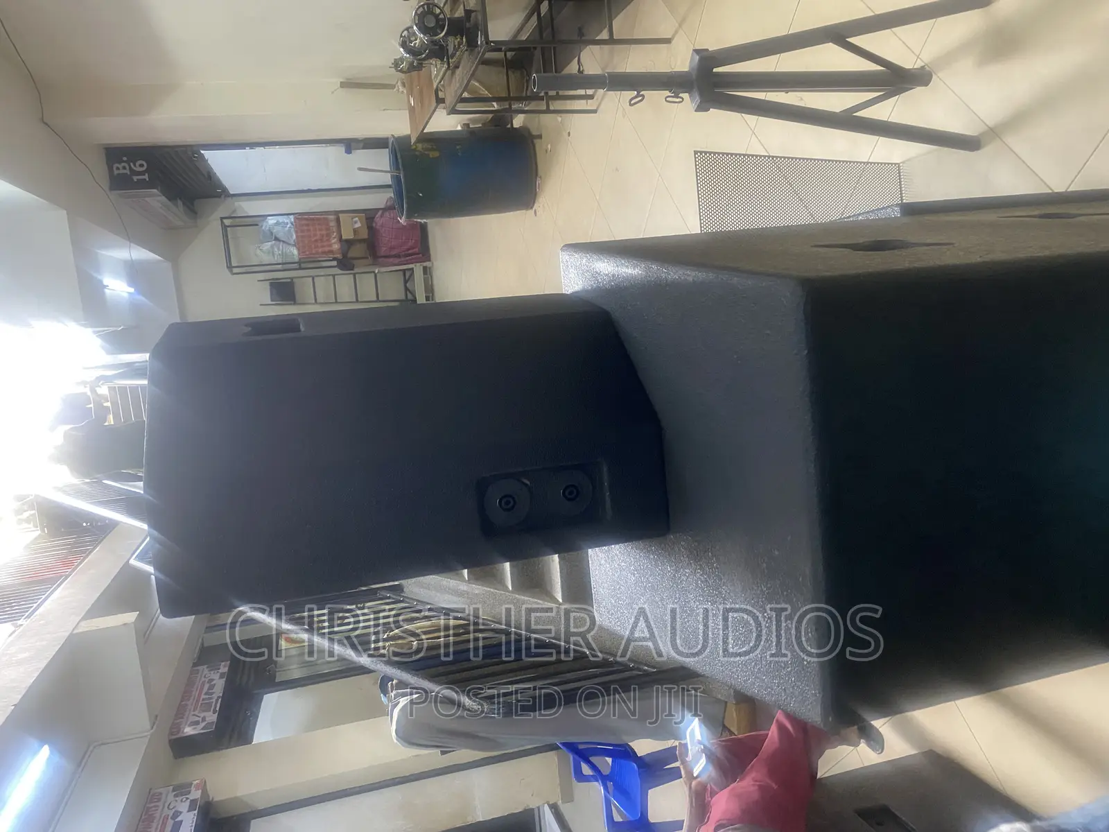 Speaker Tops