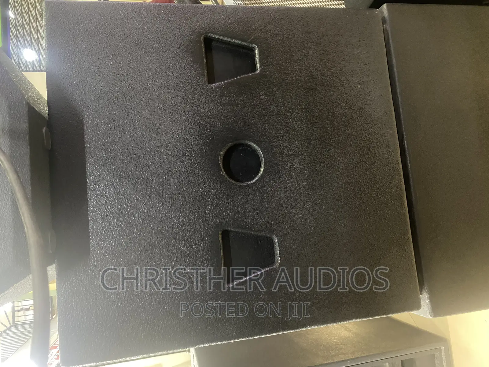 Single Bass Speaker