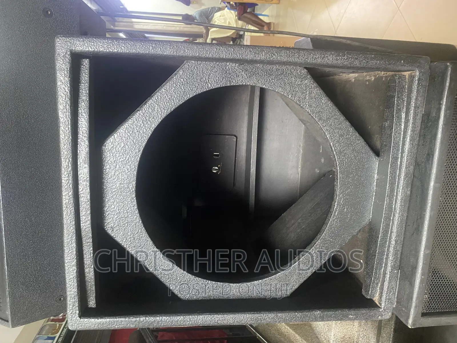 Single Bass Speaker