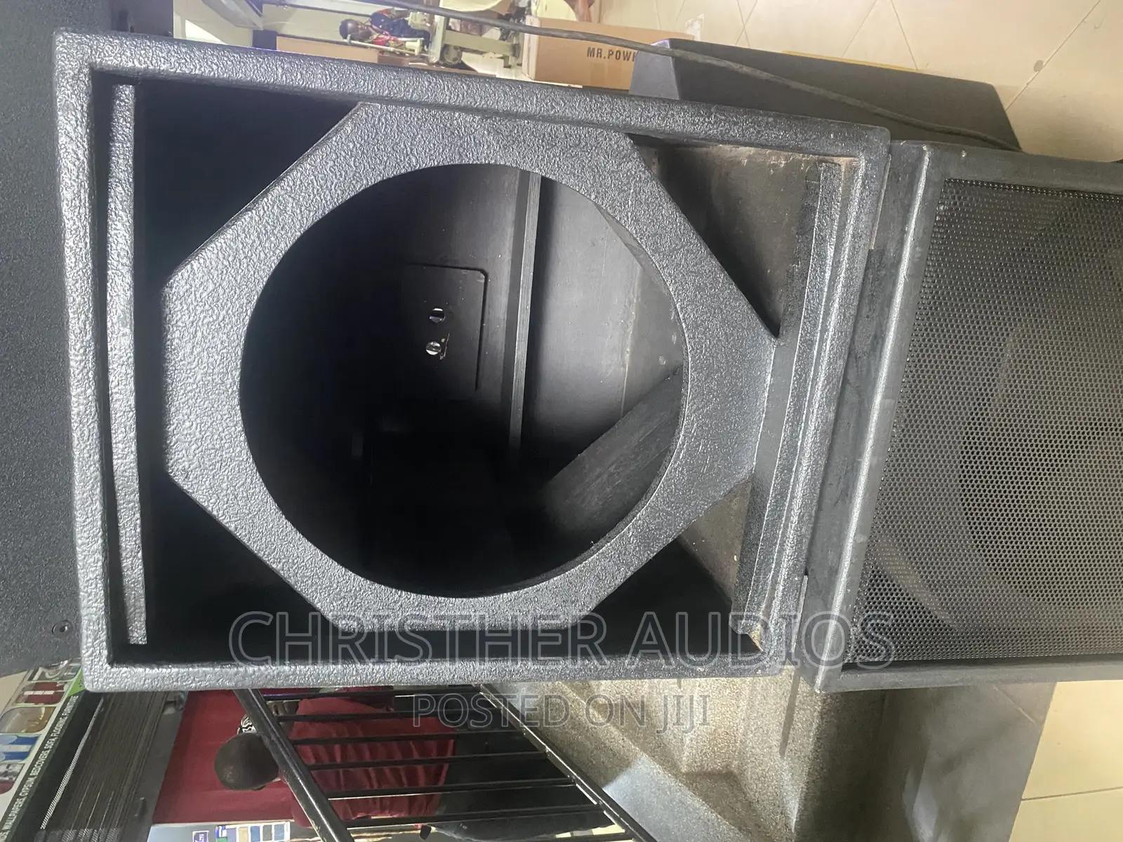 Single Bass Speaker