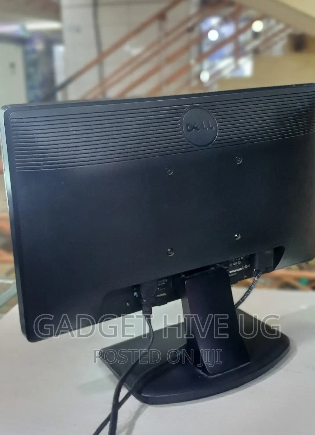 19" Wide Dell New Model
