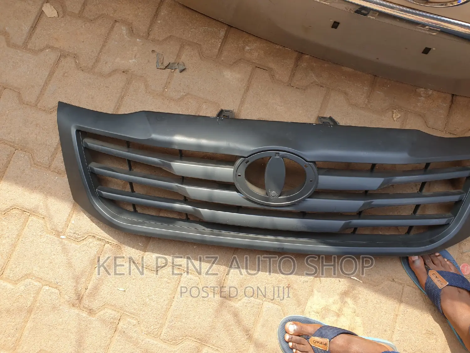 Grill Hillux Vigo Super ( 2012)