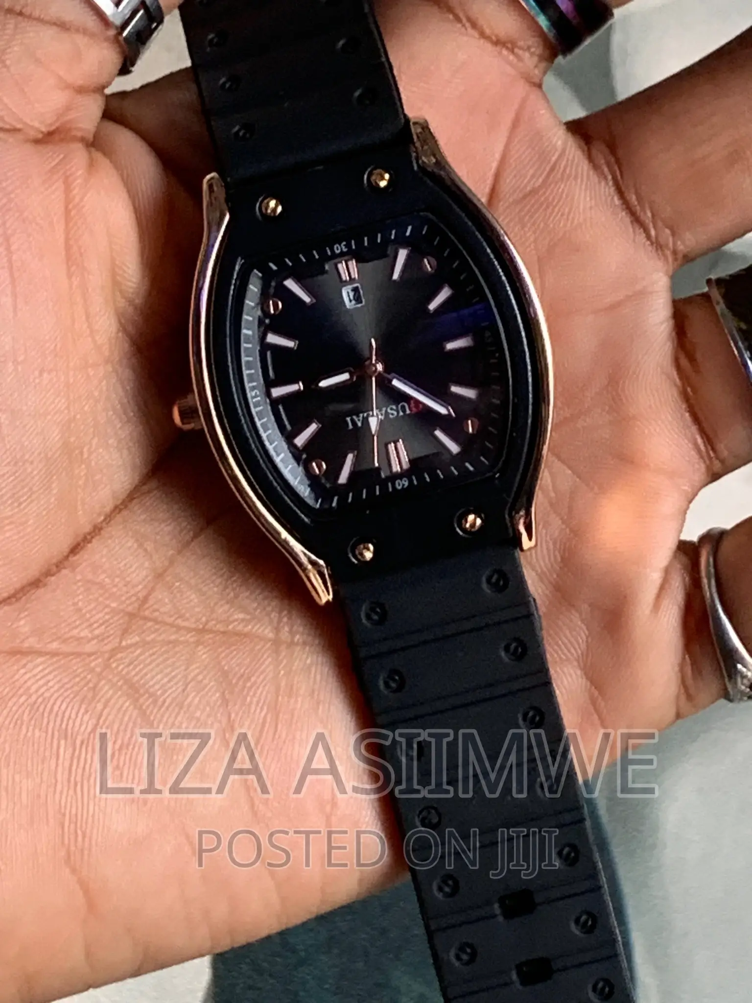 Simple and Classy Watches Available at a Good Price