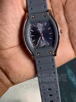 Simple and Classy Watches Available at a Good Price