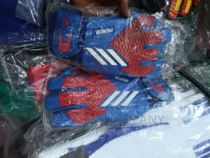 Goal Keeper Gloves.