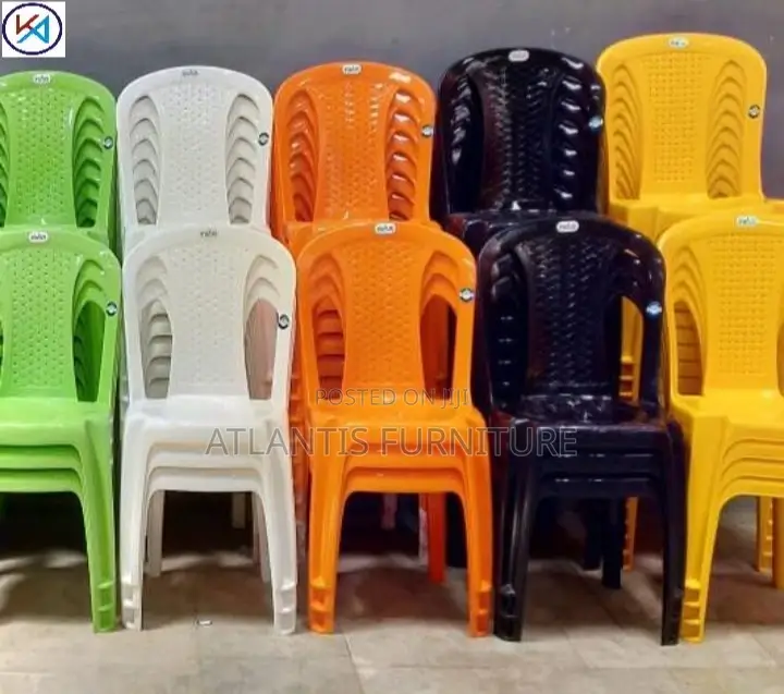Plastic Chairs (Bland New)