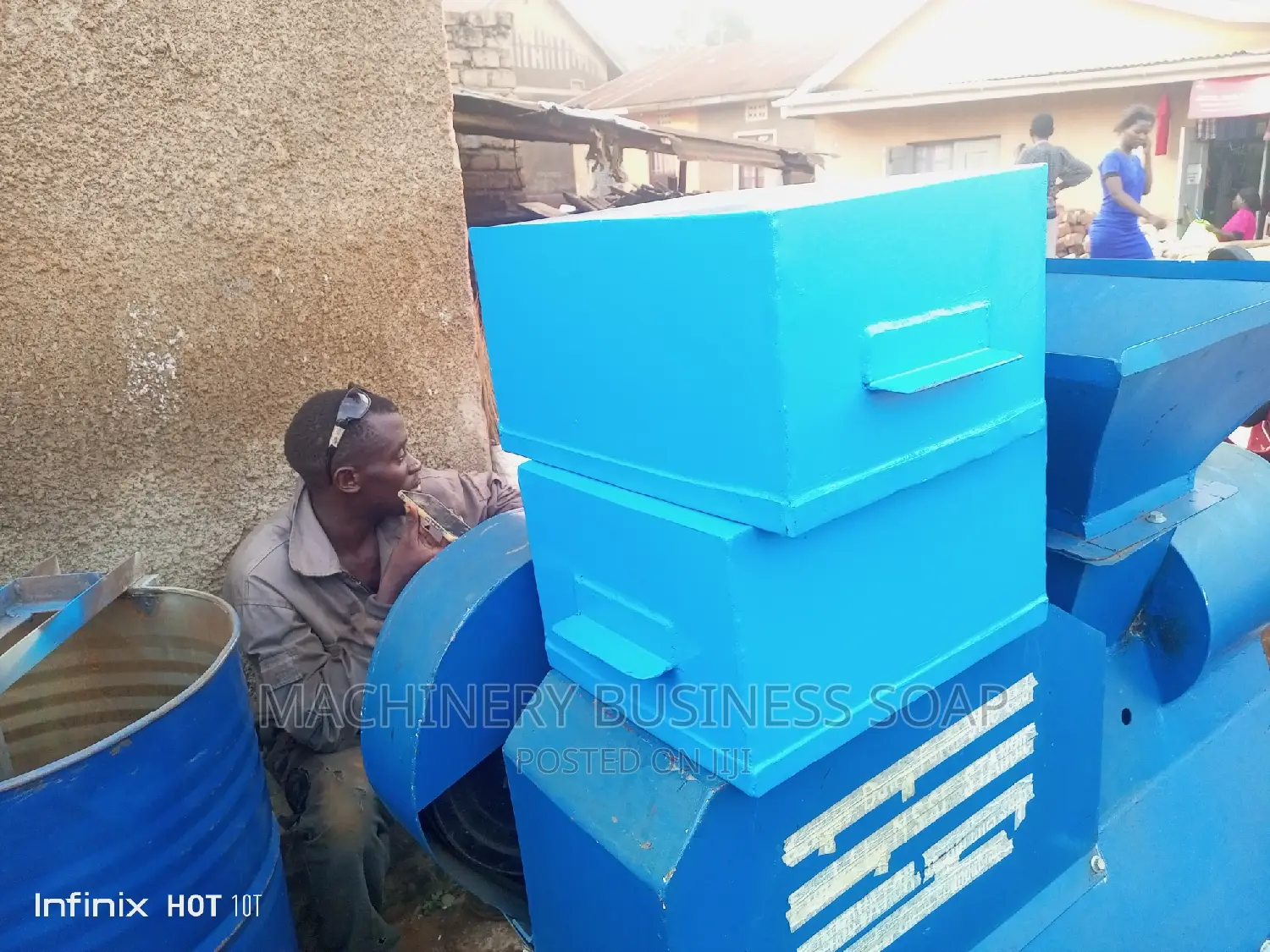 Moulds Machine On