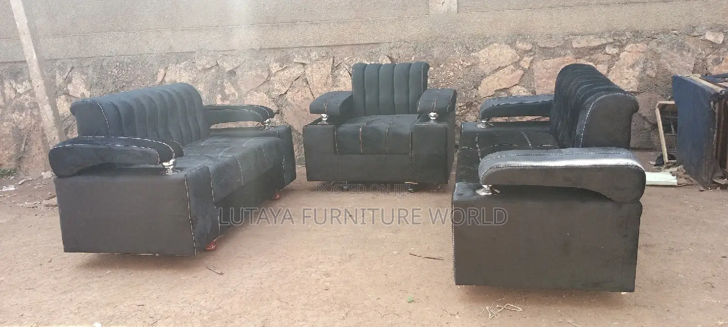 Sofas for Sale in Good Materials