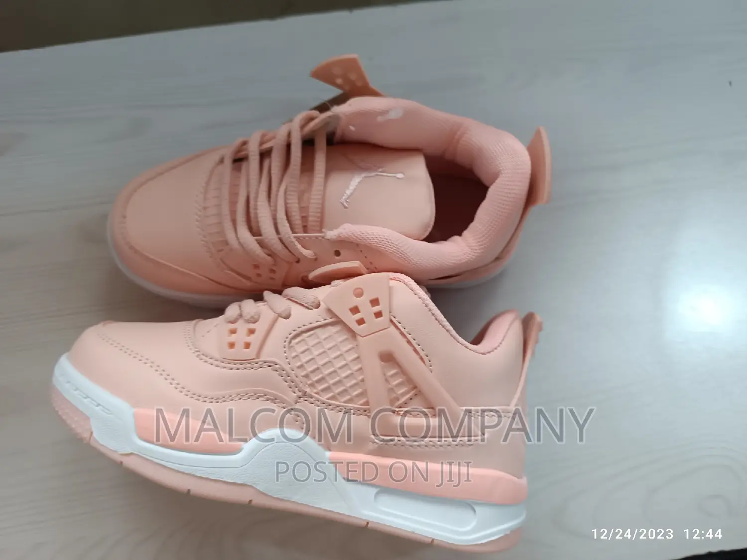 Kid's Pink Sneakers