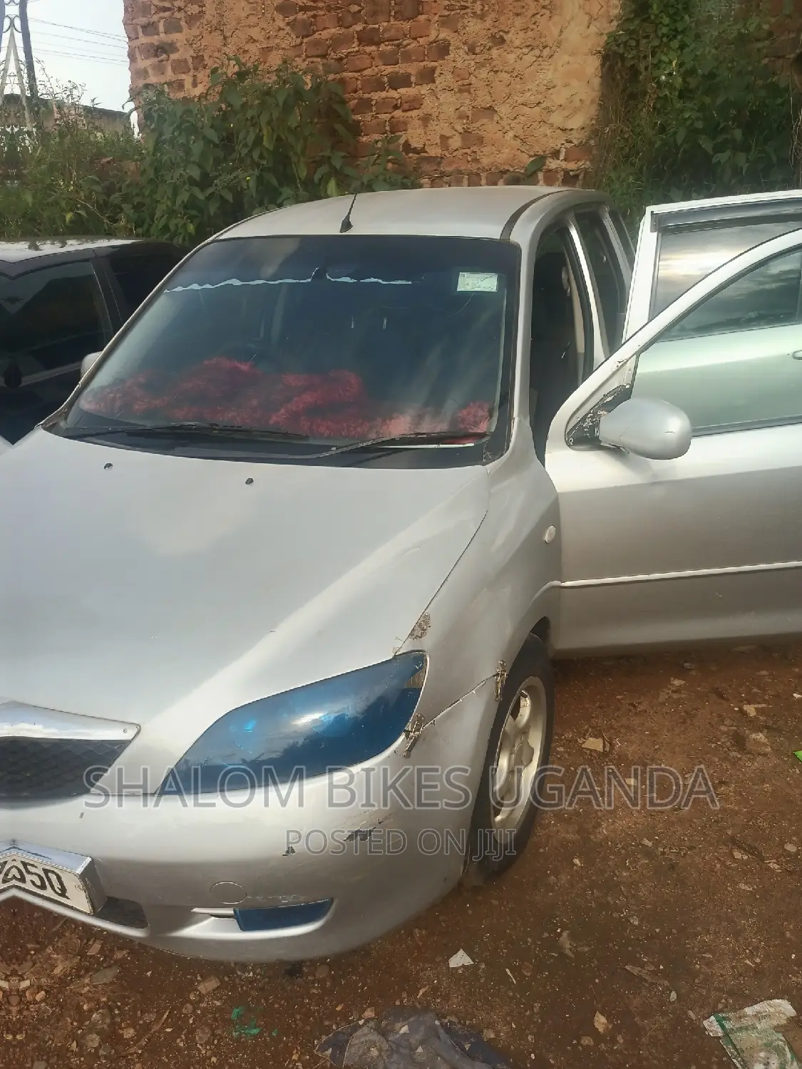 Mazda Demio 2004 Silver