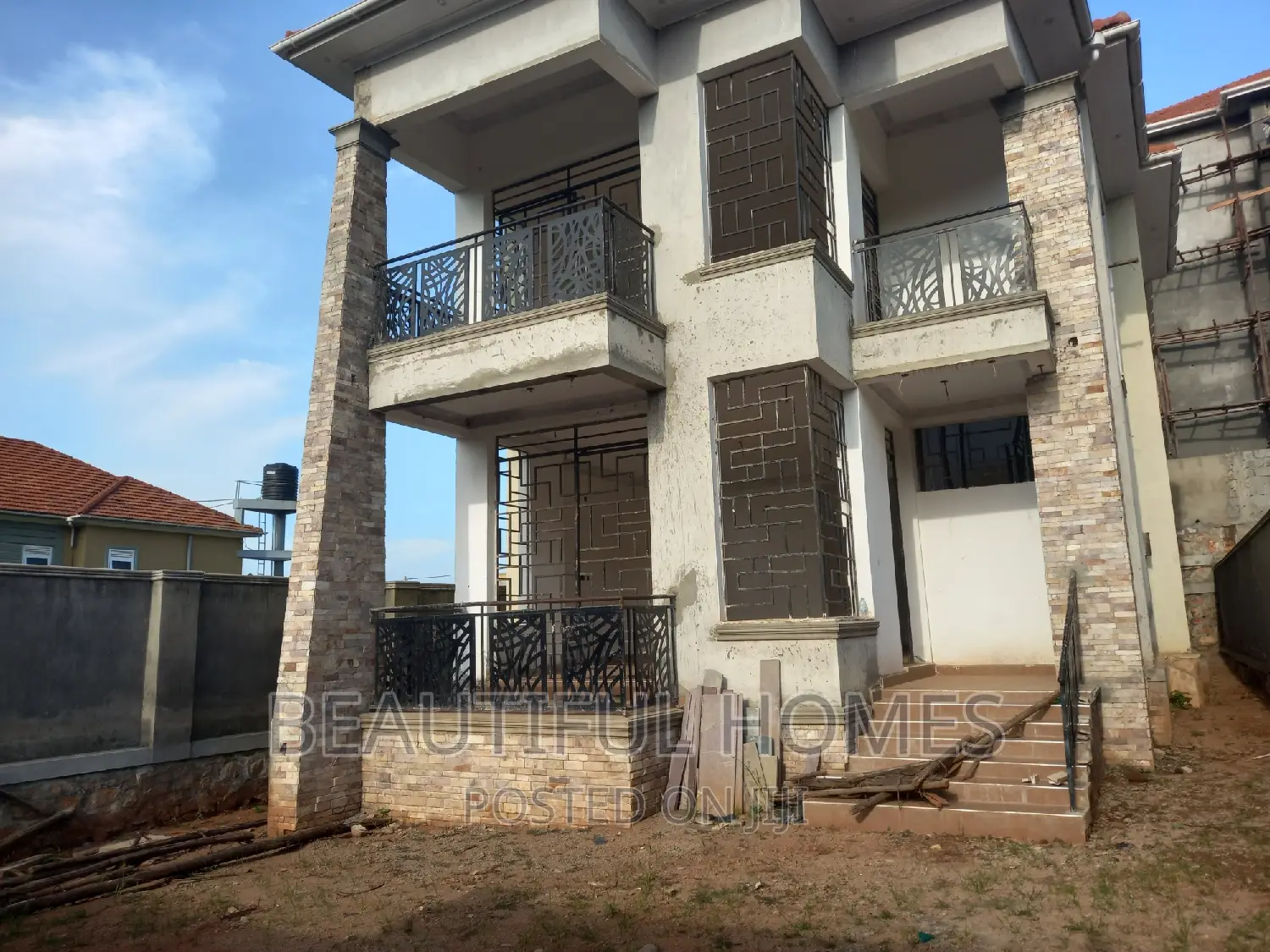 Furnished 4bdrm Duplex in Kira Mamerito Road, Nakawa for sale
