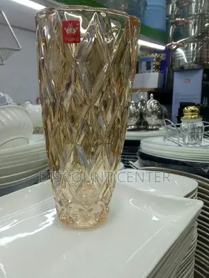Flower Vessel Gold